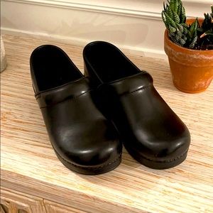 Black Dansko shoes